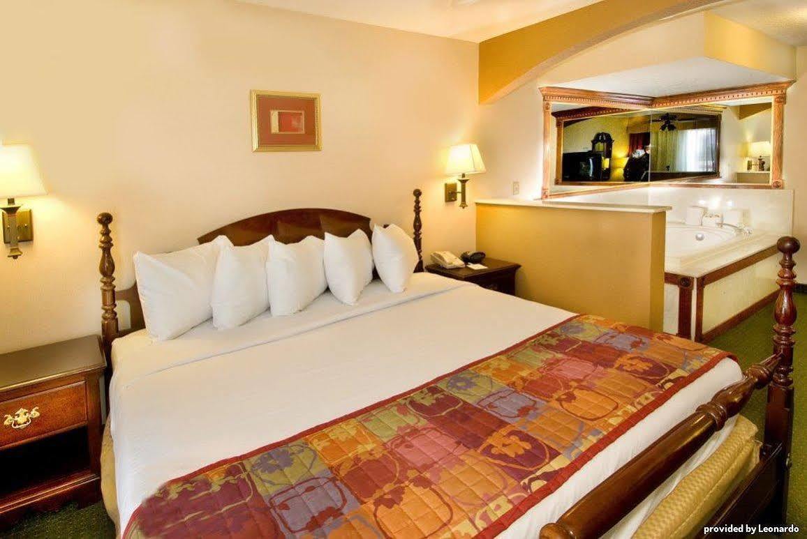 Best Western Alamo Suites Downtown San Antonio Quarto foto
